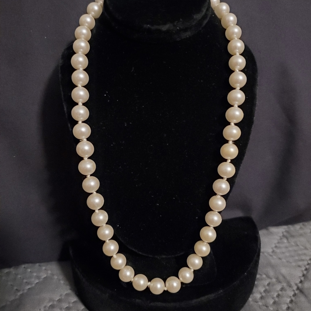 Vintage Faux-Pearls